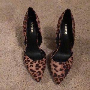 Express leopard pumps